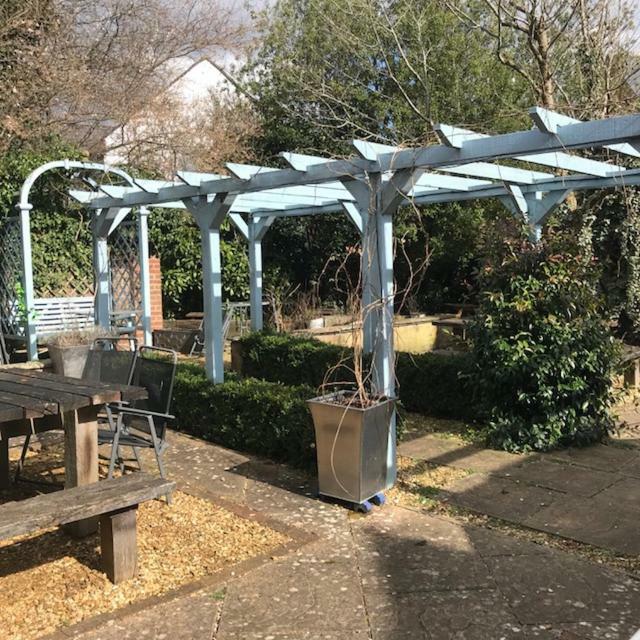 The Swan Inn Sturminster Newton Bagian luar foto